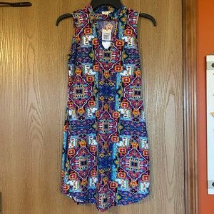 🌻5/$25 Cute Form Fitting Colorful Dress With Neck Detail